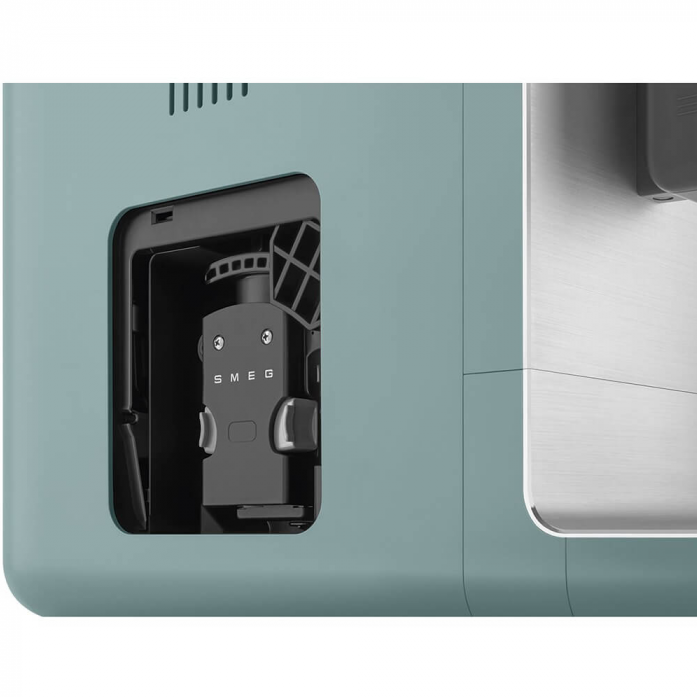 Автоматическая кофемашина SMEG BCC13EGMEU в магазине «На диване» в Туле  — Выгодная цена